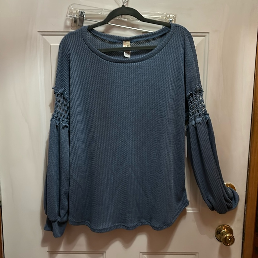 Pretty long sleeved shirt